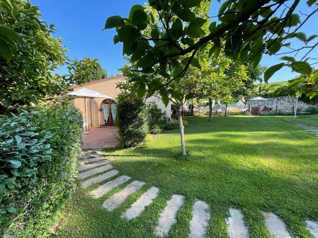 Gatto Bianco Tizzauli Farm stay