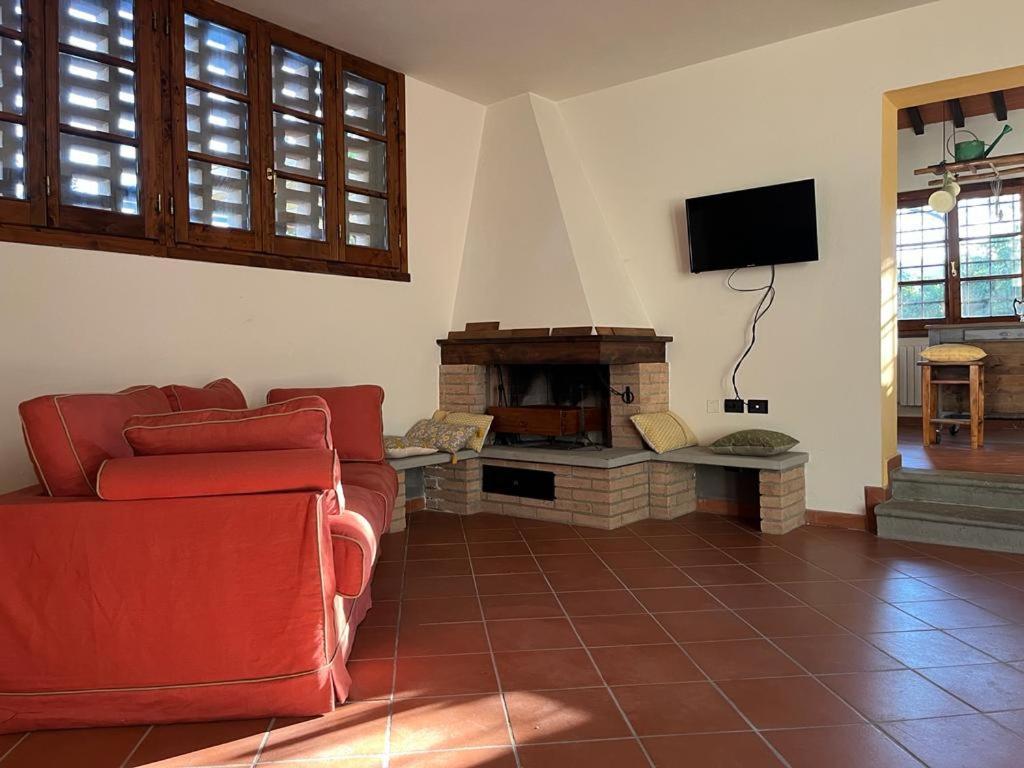 Gatto Bianco Tizzauli Farm stay
