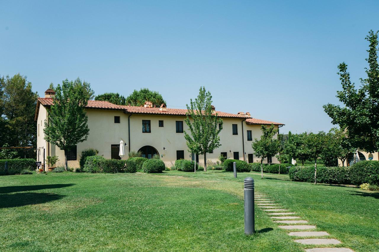 Gatto Bianco Tizzauli Farm stay *